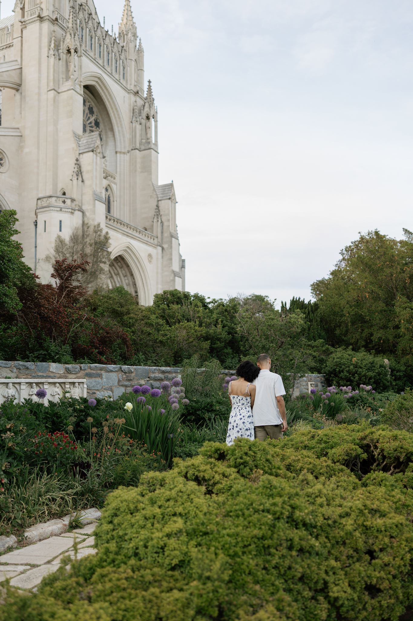 national-cathedral-washington-dc-proposal-dmv-wedding-photographer